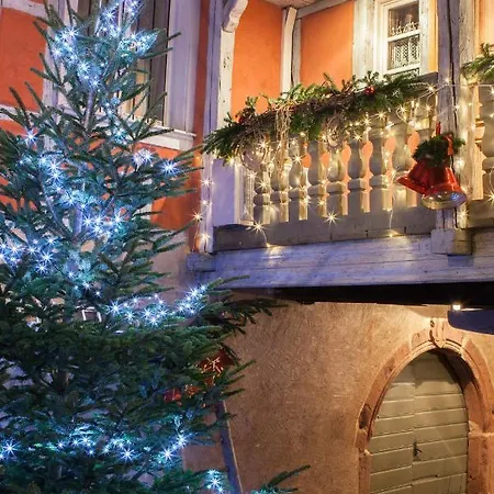 Anno 1698 Et D'hotes *