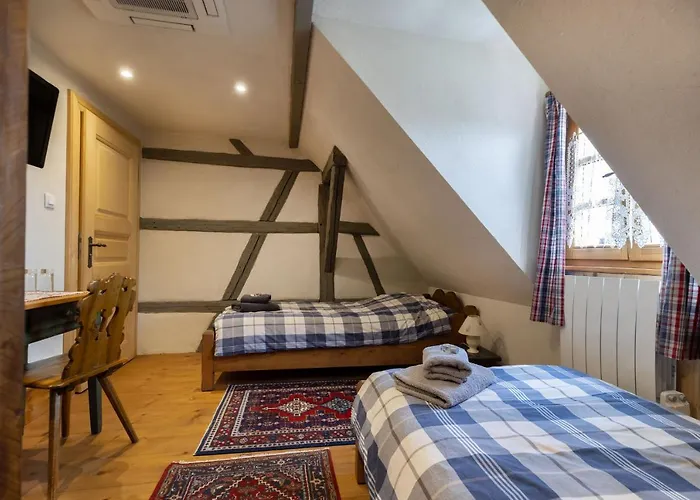 Anno 1698 Et D'hotes Apartment *